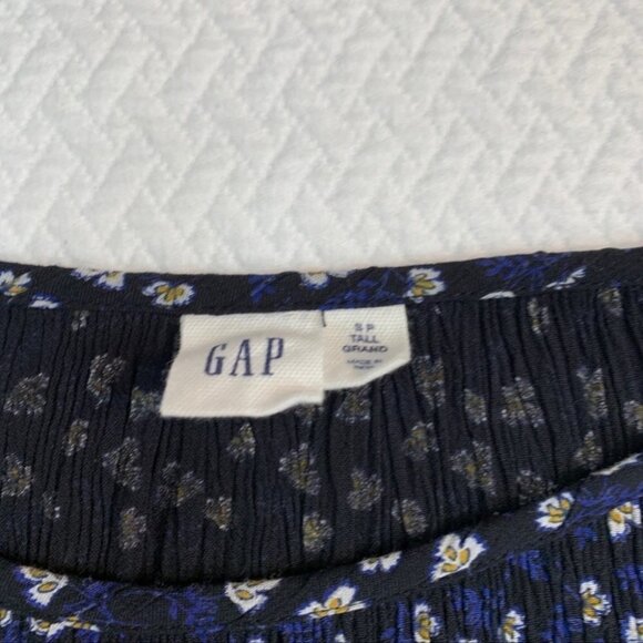 𝅺gap💐shirred Black Floral 3/4 Length Sleeve Top Sz Small - Picture 7 of 8